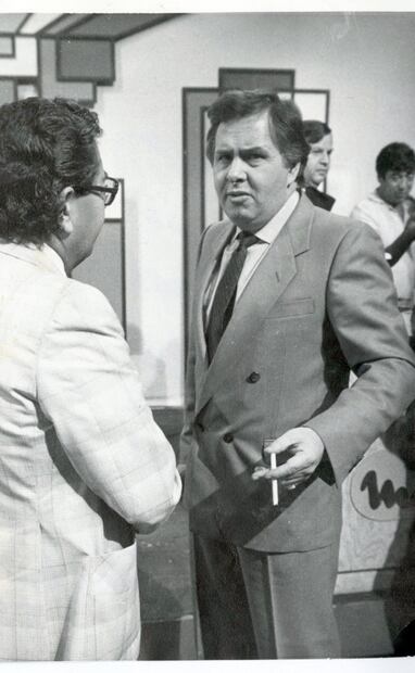 Al comediante originario de la Ciudad de México, con estudios en Abogacía y algunos estudios en psicología, publicidad y mercadotecnia, le gustaba fumar. Archivo EL UNIVERSAL.