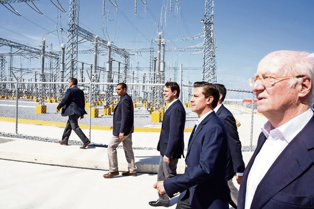 El presidente Enrique Peña Nieto inauguró ayer en el municipio de Pesquería, Nuevo León, una central eléctrica, donde dijo que el gobierno federal hará su parte para que más empresas nacionales y extranjeras encuentren en México un destino confiable
