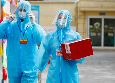 Vietnam suspende llegada de vuelos internacionales por aumento de casos de Covid-19