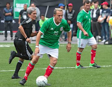 Matador Hernández recordó la vez que Manuel Lapuente lo corrió de la Selección Mexicana