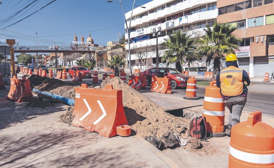 La construcción de un viaducto elevado en el centro de Zacatecas desata polémica. Foto: de DIANA VALDEZ