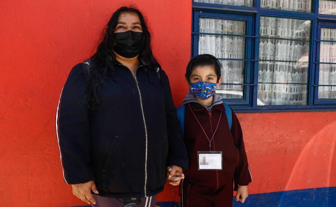 Alma Delia cuenta que desde que falleció su marido tuvo que trabajar más para sacar para los gastos de su casa / Foto: Diego Simón Sánchez. El Universal 