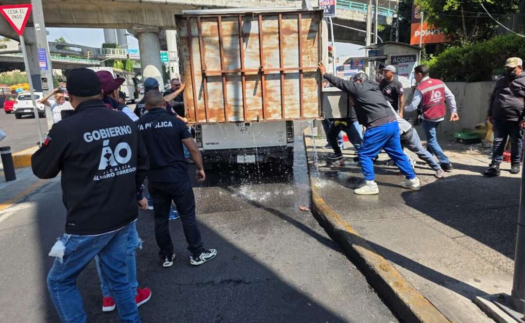 La alcaldía Álvaro Obregón implementó acciones para la liberación de espacios públicos ocupados de manera irregular
Foto: Especial.