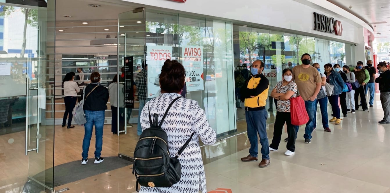 Las tasas reales que reciben los ahorradores pueden ser de hasta 7%, con lo que más clientes mueven su dinero a depósitos a plazo que ofrecen mejores ganancias, dicen analistas. Foto: Archivo / EL UNIVERSAL