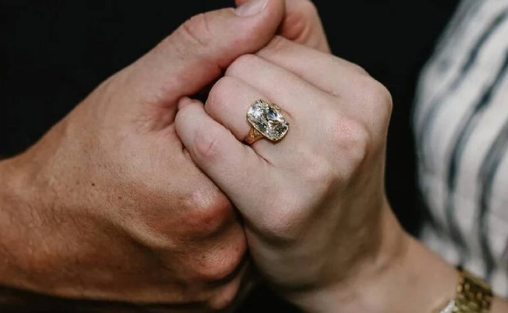 Así es el anillo de compromiso de Taylor Swift