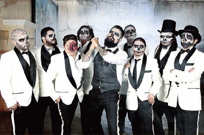 La música, como el amor, es mejor en vivo: Panteón Rococó