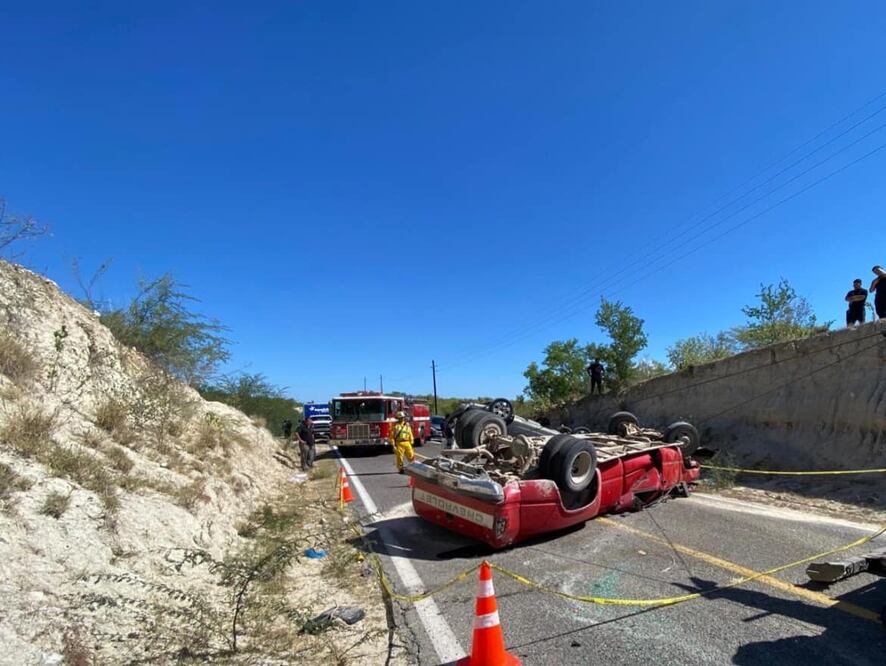 Fuerte choque en carretera federal de BCS deja una persona muerta; hay un lesionado. Foto Especial