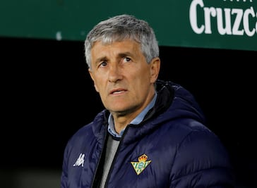 Lainez y Guardado se quedan sin técnico en el Betis