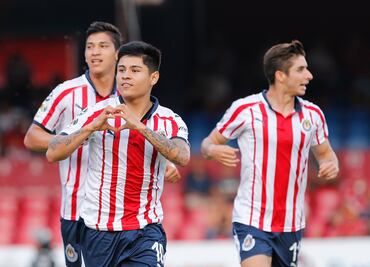 Chivas consigue su primer triunfo del Apertura 2018