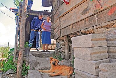 Se duplica rezago en servicios de salud en México: Coneval