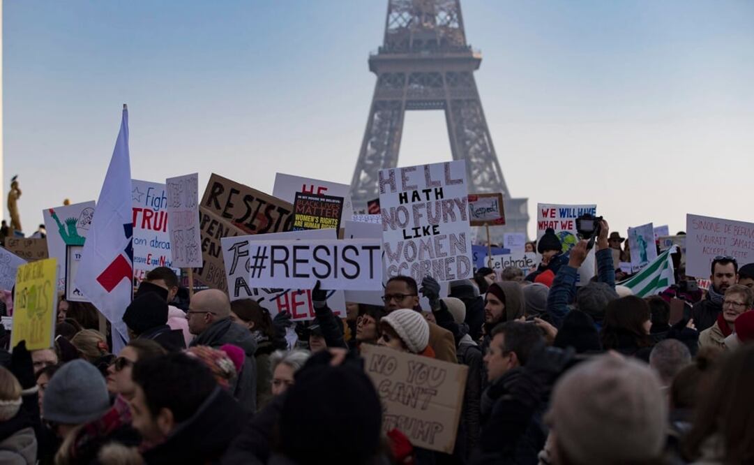 Miles se reunieron para protestar en París. EFE