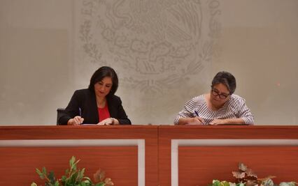 SFP y SHCP firman convenio para transparentar compras públicas