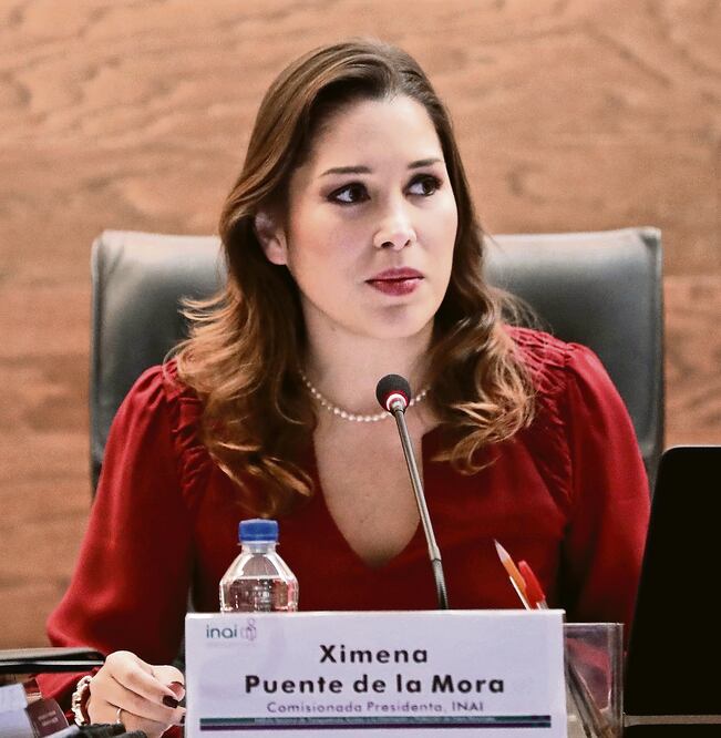 Chapulines en el Inai. Ximena Puente presentó el domingo su renuncia al Inai. Su nombramiento como comisionada termina el 30 de marzo (ARCHIVO EL UNIVERSAL)
