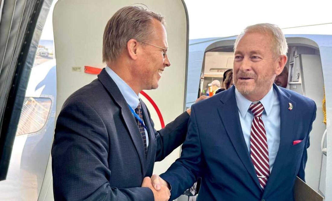 Llega a México embajador de Estados Unidos, Ronald Johnson. Foto: Especial