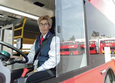 Guadalupe, la única mujer conductora en la L7 del Metrobús