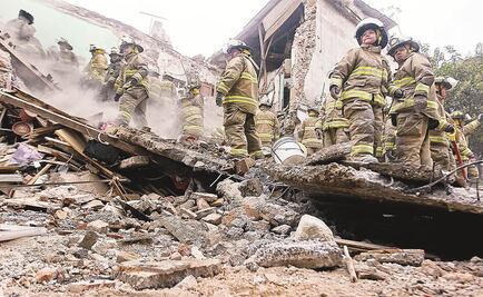 Se desploma edificio de alto riesgo en el Centro