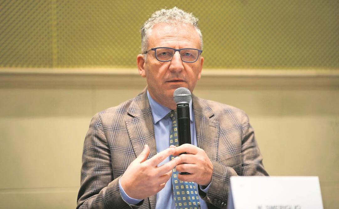 Massimiliano Smeriglio, copresidente de la Comisión Parlamentaria Mixta México-Unión Europea, ayer en la conferencia. Foto: Germán Espinosa/ EL UNIVERSAL. 