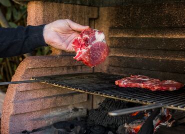 ¿Una carnita asada? Precios de la carne en EU se disparan hasta 12%; aranceles y gusano barrenador, entre las causas