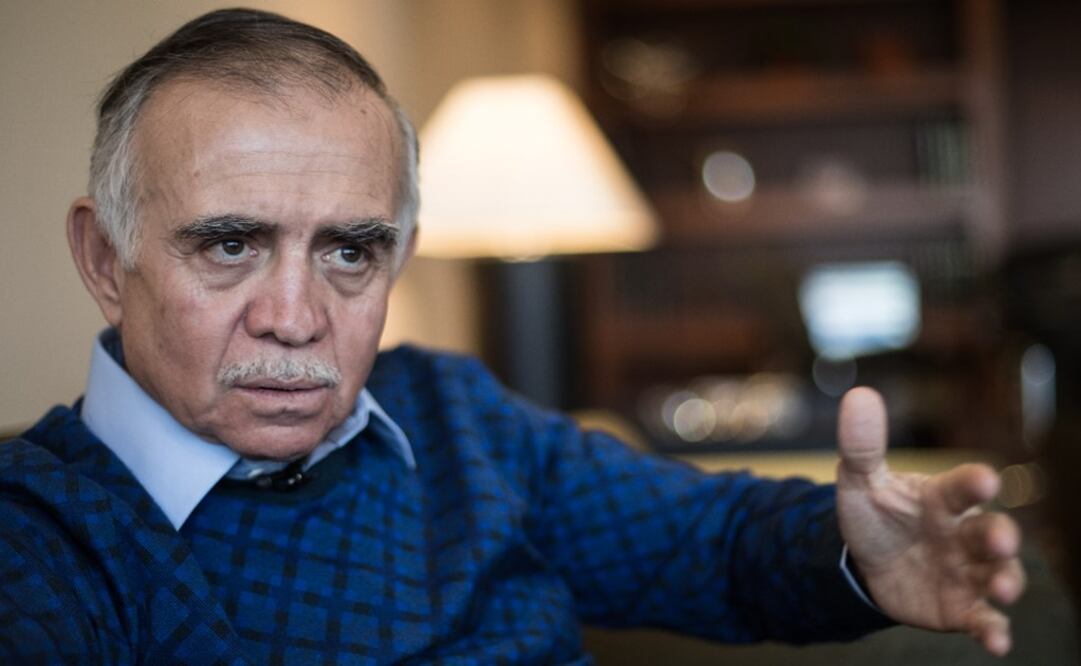 Urzúa claimed Romo had conflicts on interest - Photo: Germán Espinosa/EL UNIVERSAL