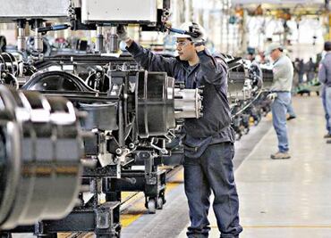 Mexico factory exports dip for third month straight in March
