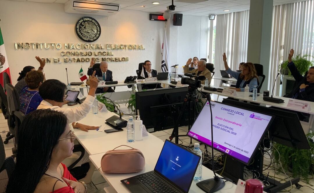 El INE no se doblega; Santos Trigo llama a votar en defensa de la democracia. Foto: Justino miranda