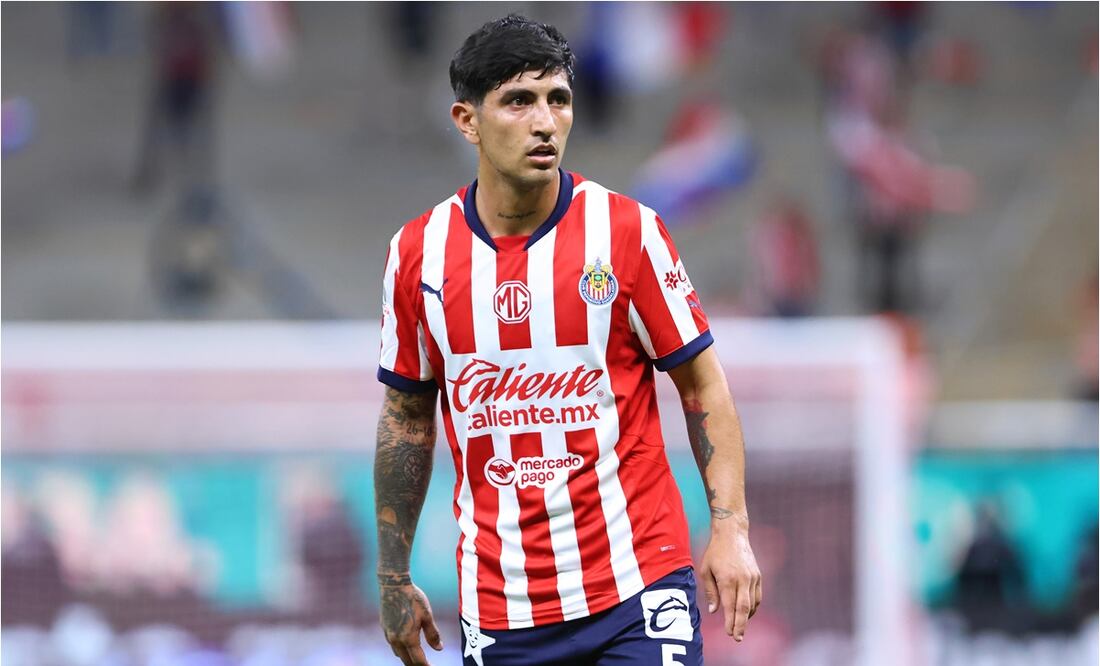 Víctor Guzmán en un partido con las Chivas. FOTO: IMAGO7