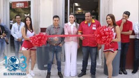 Chalchihuites presume su primer Oxxo con presencia de alcaldesa y hasta un cura