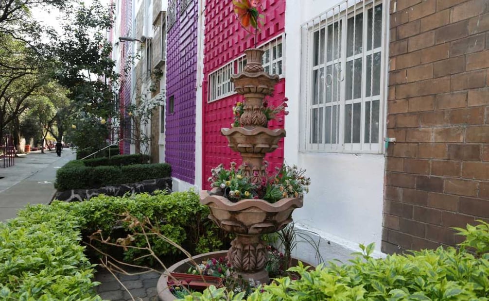 Clara Brugada entrega rehabilitación de Unidad Habitacional IMSS Narvarte; destaca apertura de utopía.
Foto: Especial.