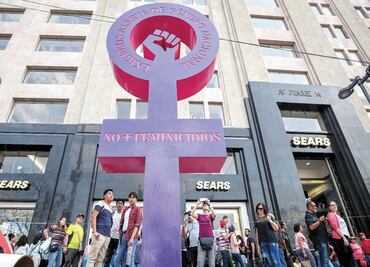 Sex crimes and femicide force Mexican women to take the streets