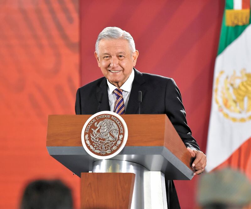 El presidente Andrés Manuel López Obrador informó que con Hacienda se elegirá al nuevo titular del SAT, cargo que ocupaba Margarita Ríos-Farjat. Foto: PRESIDENCIA