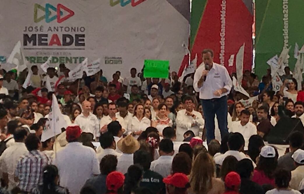 José Antonio Meade durante un mitin en Coatzacoalcos, Veracruz. Foto Ariadna García