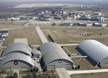 Reportan tiroteo en una base de la Fuerza Aérea en Ohio