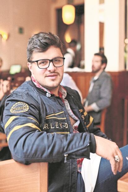 Famosos celebran con juegos, trabajo y viajes