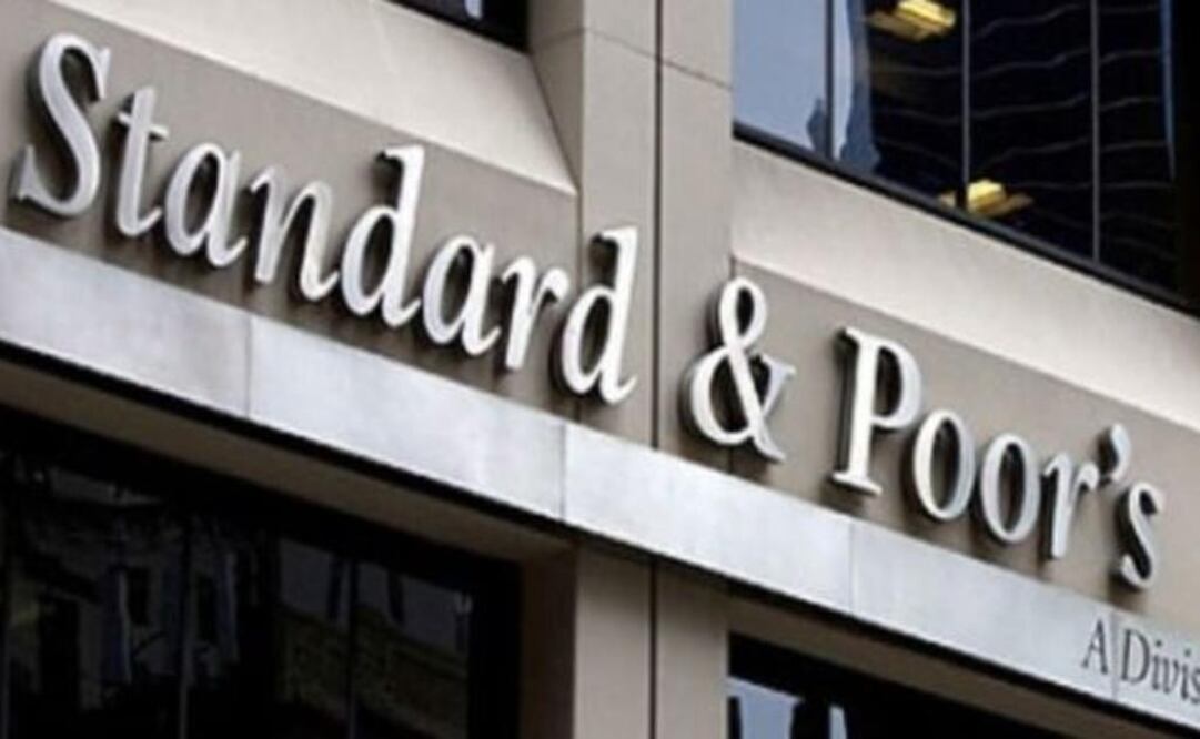 Va Morena por echar a calificadoras del país