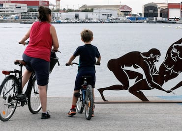 Esculturas sexuales generan controversia en España