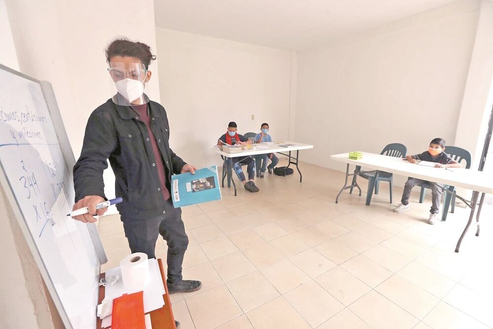 Fidel dijo que imparte clases por amor a México. Foto: JORGE ALVARADO. EL UNIVERSAL