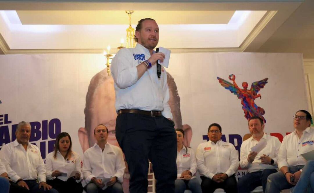 El candidato a la Jefatura de Gobierno, Santiago Taboada, aseguró que los derechos de los repartidores serán un área de atención. Foto: Especial