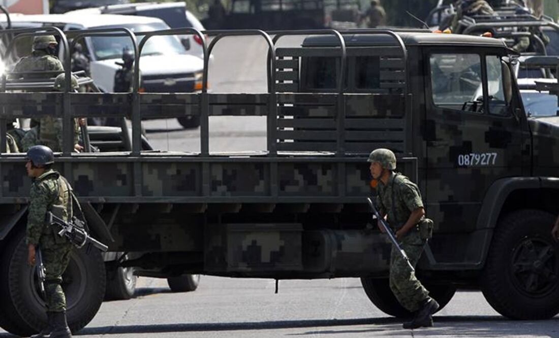 Militares rescatan a un hombre durante operativo en Tamaulipas