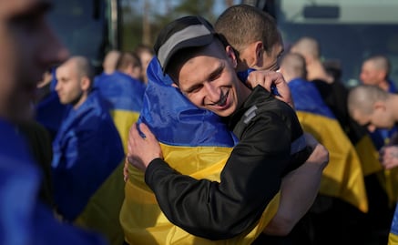 Rusia y Ucrania intercambian 193 prisioneros de guerra; EU y Emiratos Árabes Unidos mediaron el canje