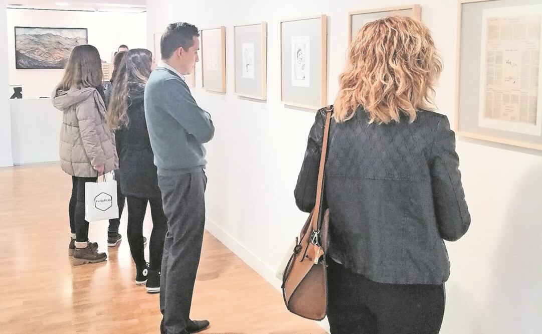 La muestra Cien años de caricatura en El Universal, que contiene 75 piezas, estará abierta hasta febrero en el Instituto de México en Madrid. Foto: LUIS MÉNDEZ. EL UNIVERSAL