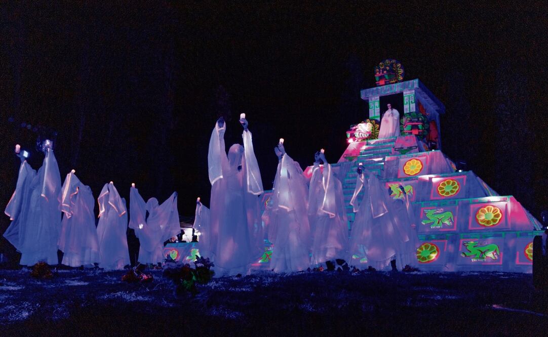 La Llorona se presenta desde hace 31 años, previo a la celebración del Día de Muertos. Foto: Yaretzy M. Osnaya / EL UNIVERSAL