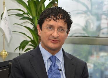 Mexico investigates 100 cases of embezzlement