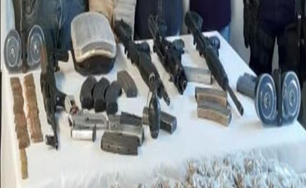 Caen presuntos integrantes del CJNG con arsenal en Veracruz