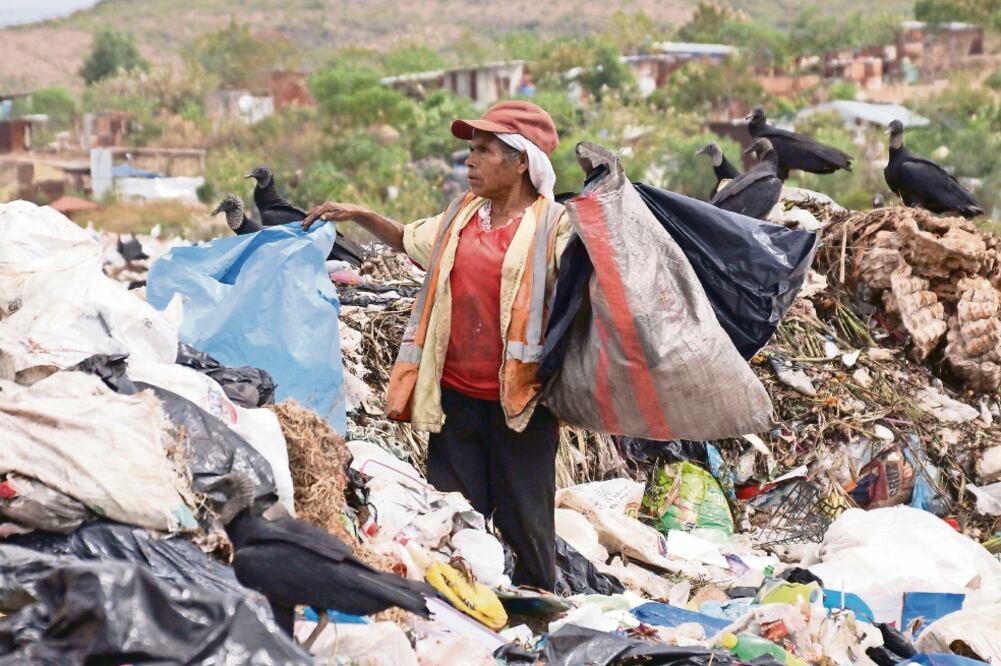 Según cifras de Conapo, Oaxaca tiene un grado de marginación muy alto en comparación con el contexto nacional; 3.6% de su población vive en pobreza extrema (EDWIN HERNÁNDEZ. EL UNIVERSAL)