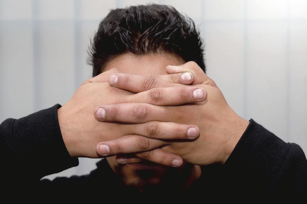 Cuando tenía 16 años, Juan fue sentenciado a cinco años por estrangular a una joven. Tres meses antes de que concluyera su condena, la madre de la víctima le otorgó el perdón y él ganó la libertad  (BERENICE FREGOSO. EL UNIVERSAL)