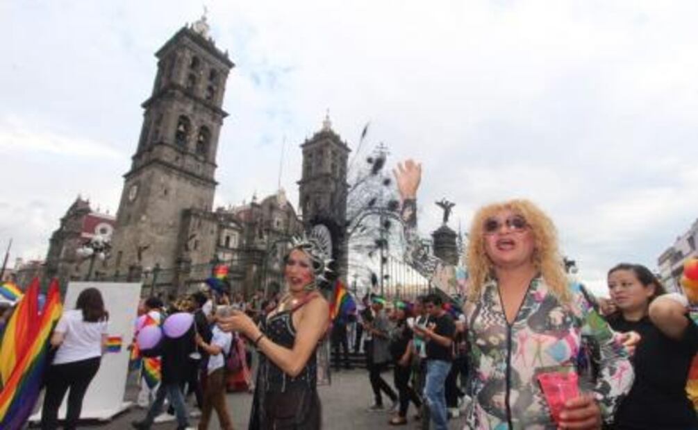 Realizan marcha del orgullo LGBTTTI 2018 en Puebla