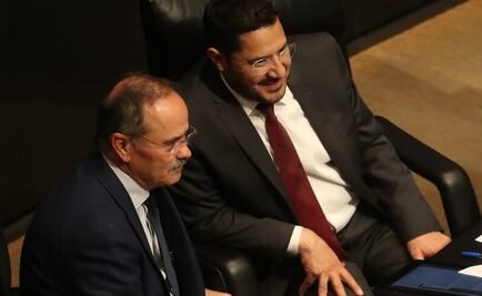 AMLO "quiere darle en la madre” a la CRE: Gustavo Madero