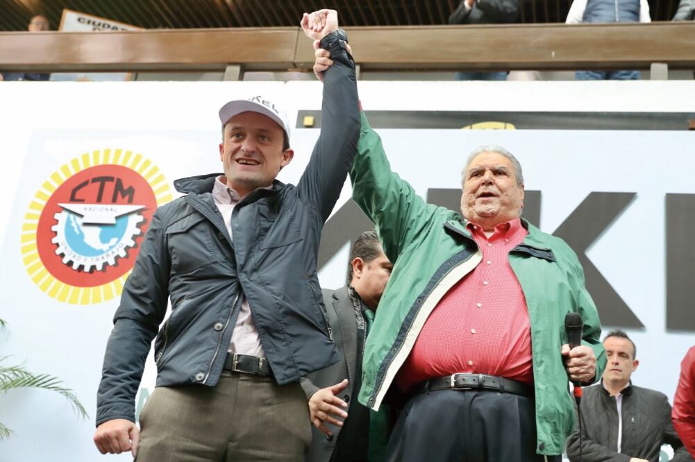 El ex director del IMSS celebró que las fuerzas políticas capitalinas tomen en cuenta su proyecto para contender por la gubernatura de la Ciudad. (LUCÍA GODÍNEZ. EL UNIVERSAL)