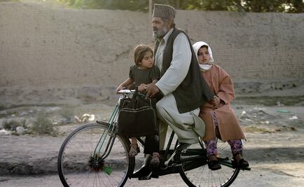 Envenenan a más de 300 alumnas en Afganistán