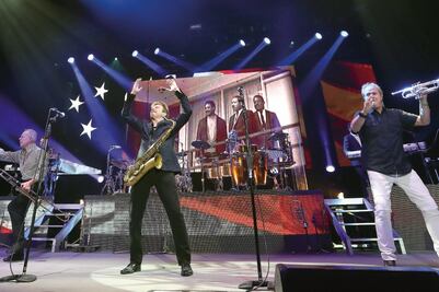 Chicago repasa tres décadas de música